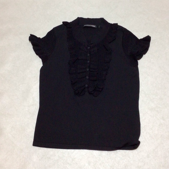 Michelle Nicole Black Short Sleeve Ruffled Shirt, Size Petite Medium - Picture 2 of 9